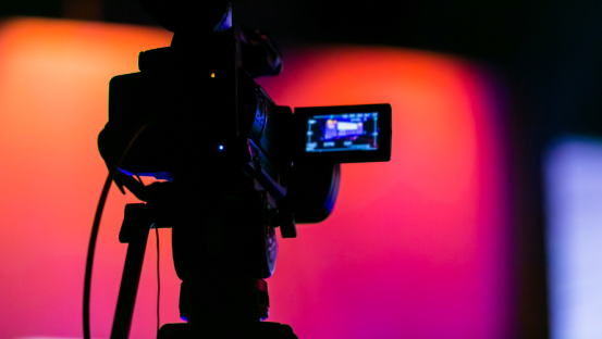 Broadcasting Over the Internet