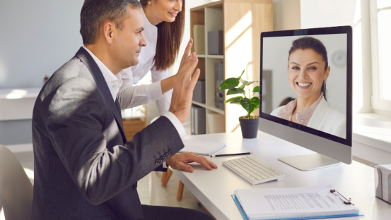 Experts weigh in best tips for virtual presentations Experts weigh in best tips for virtual presentations